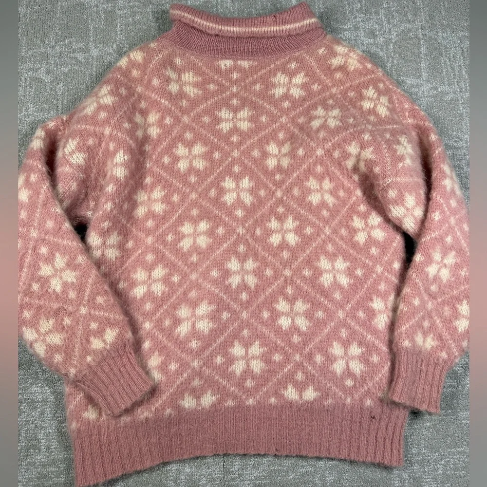 Vintage Ice Knit Made in Iceland Wool Snowflake Pink Sweater Size Small